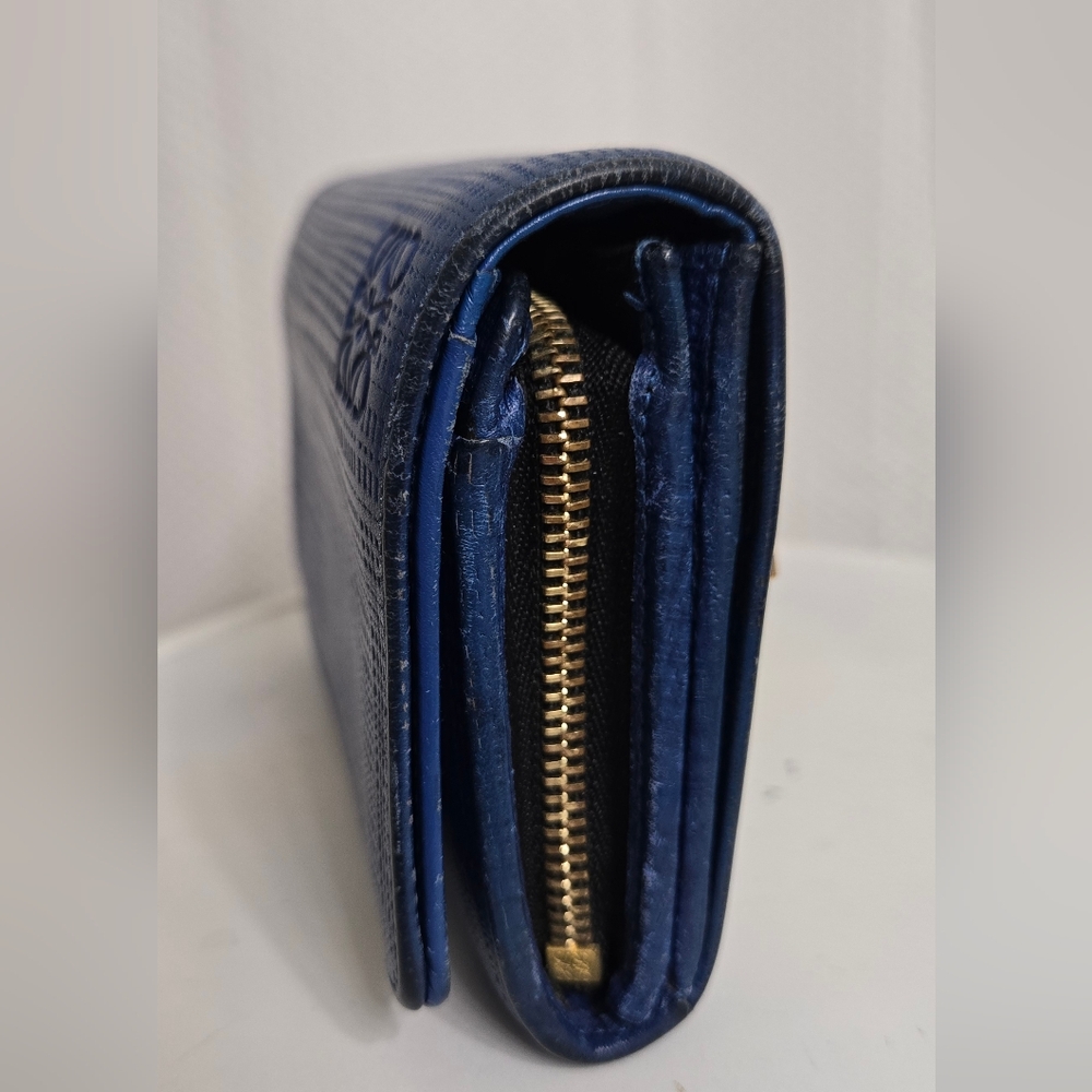 EUC Loewe Textured Navy Leather Wallet - Picture 4 of 13
